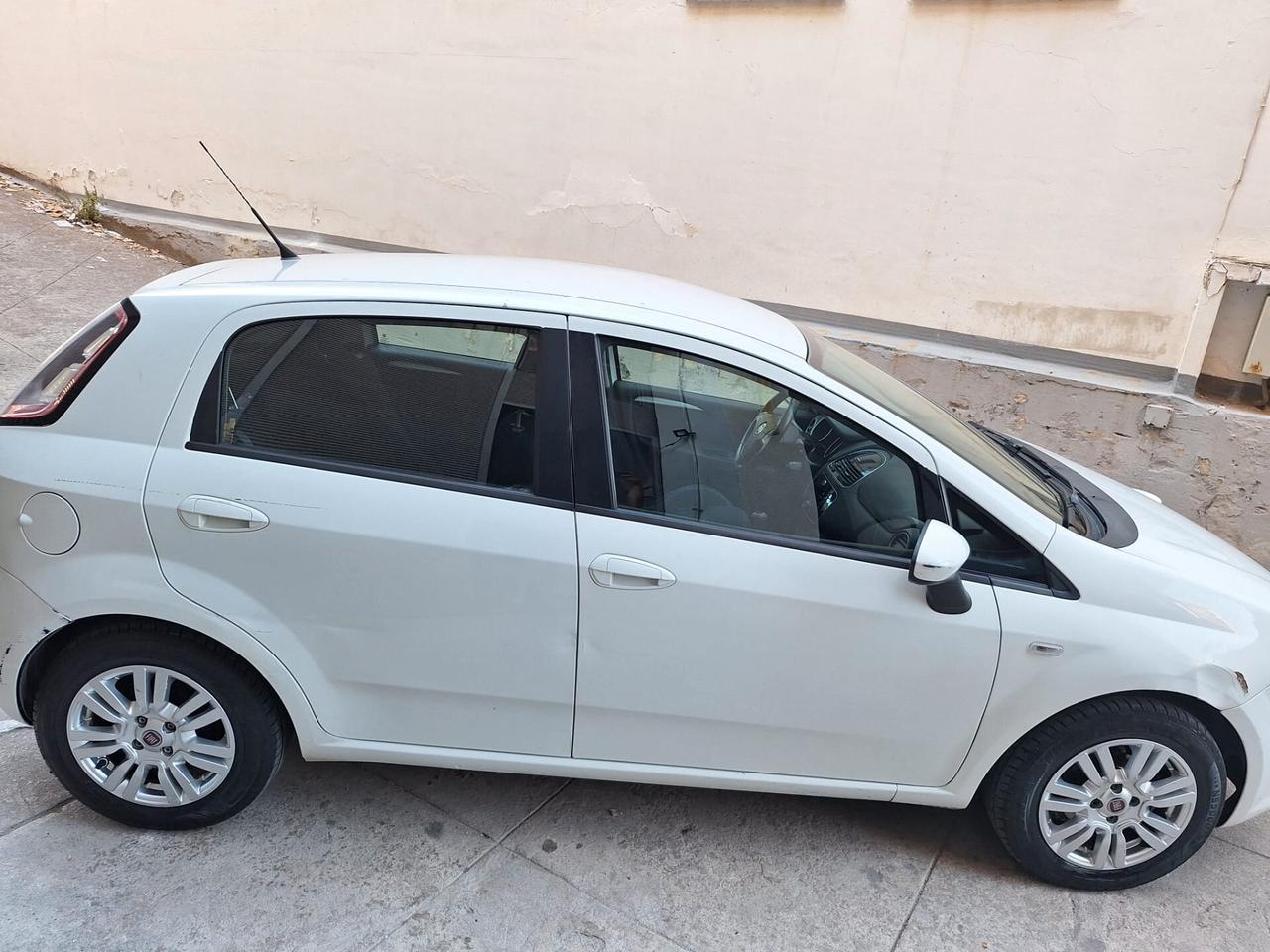 Fiat Punto 1.3 MJT II S&S 85 CV 5 porte ECO Lounge
