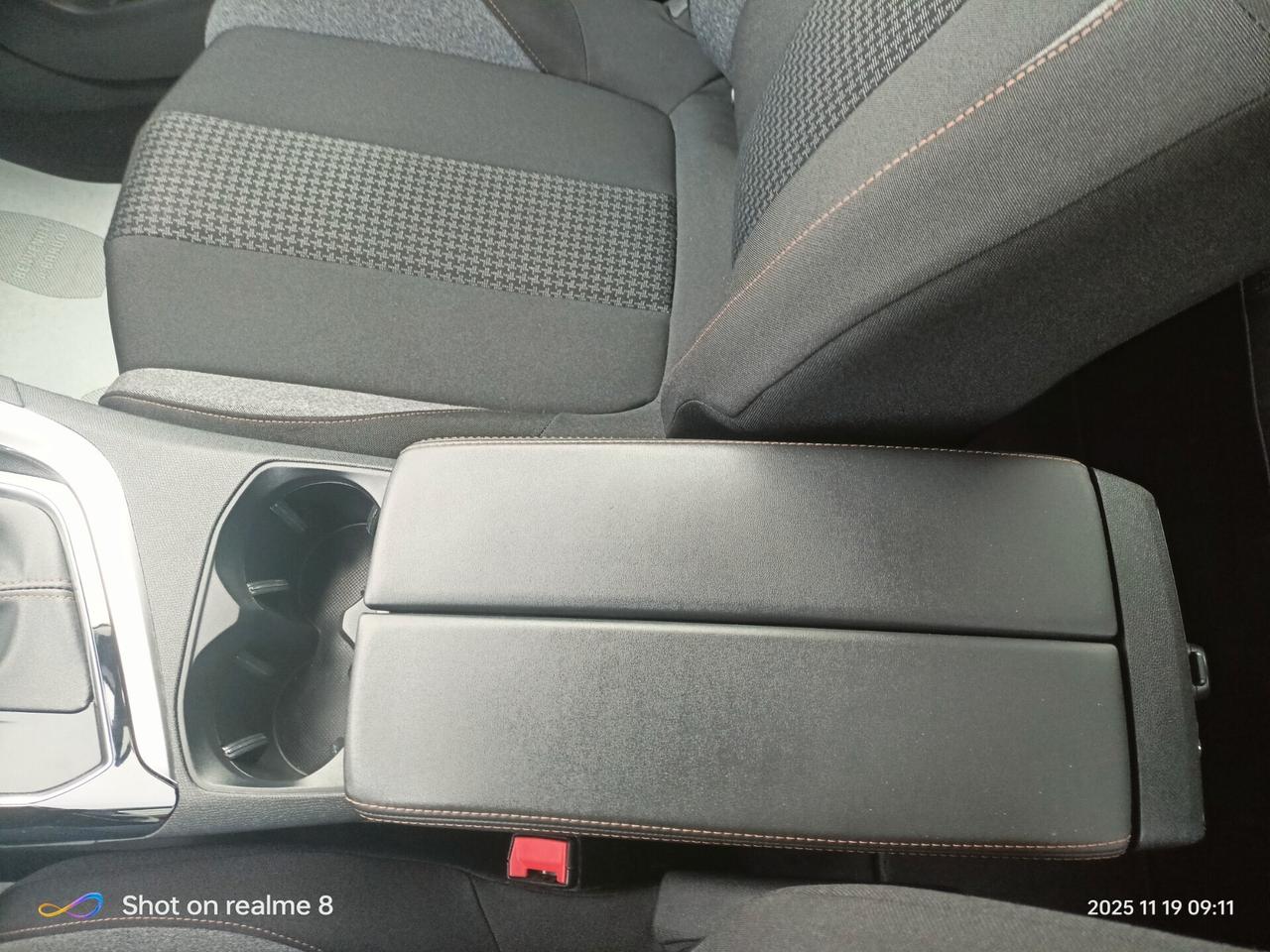 Peugeot 3008 BlueHDi 130 S&S Business