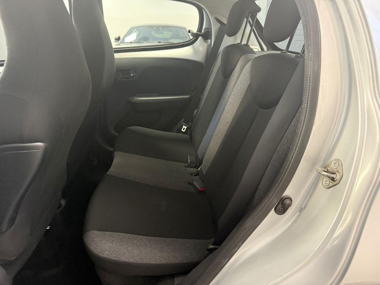 Citroen C1 VTi 68 ETG 5 porte Shine