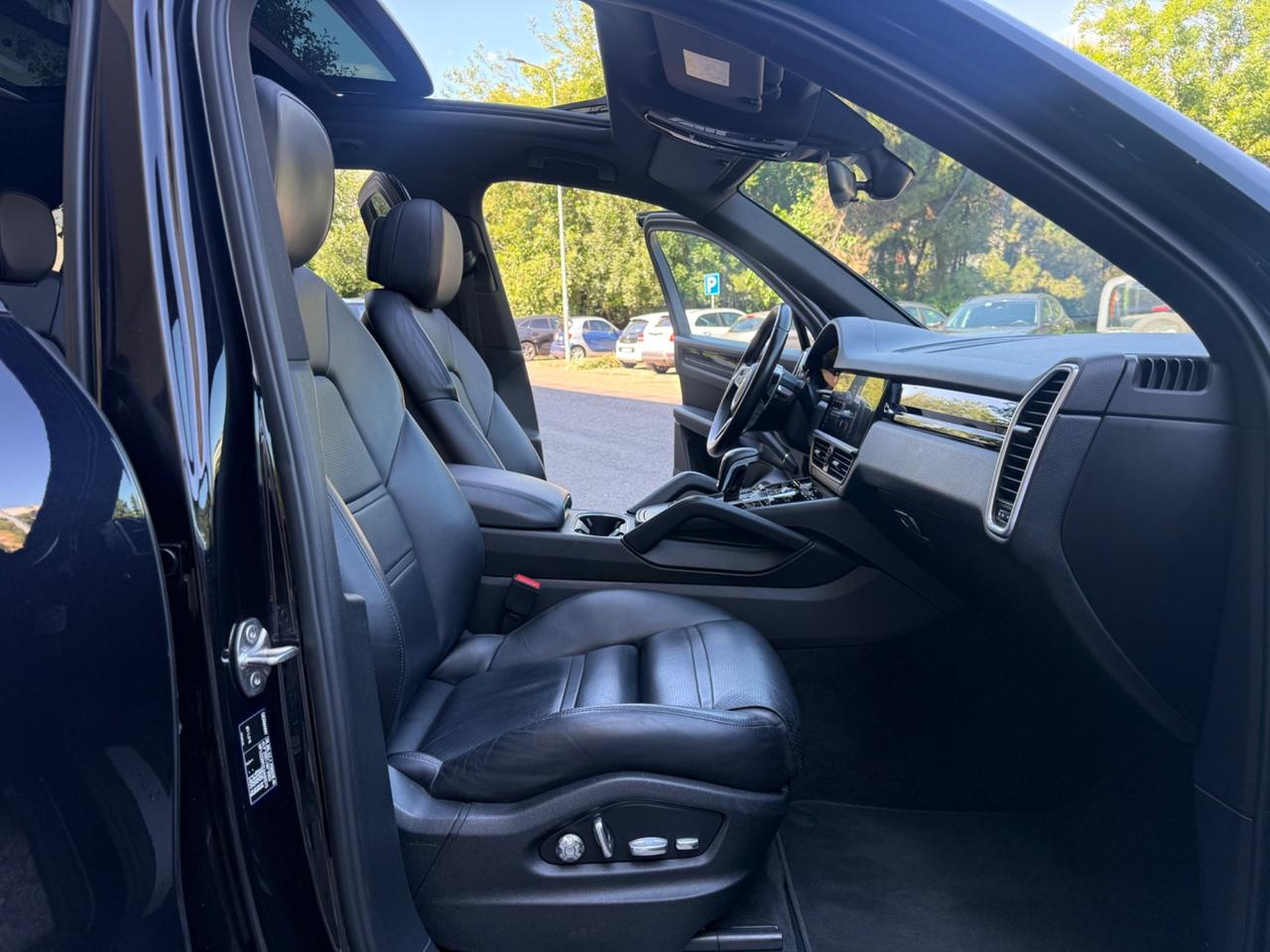 Porsche Cayenne 3.0 V6 TETTO
