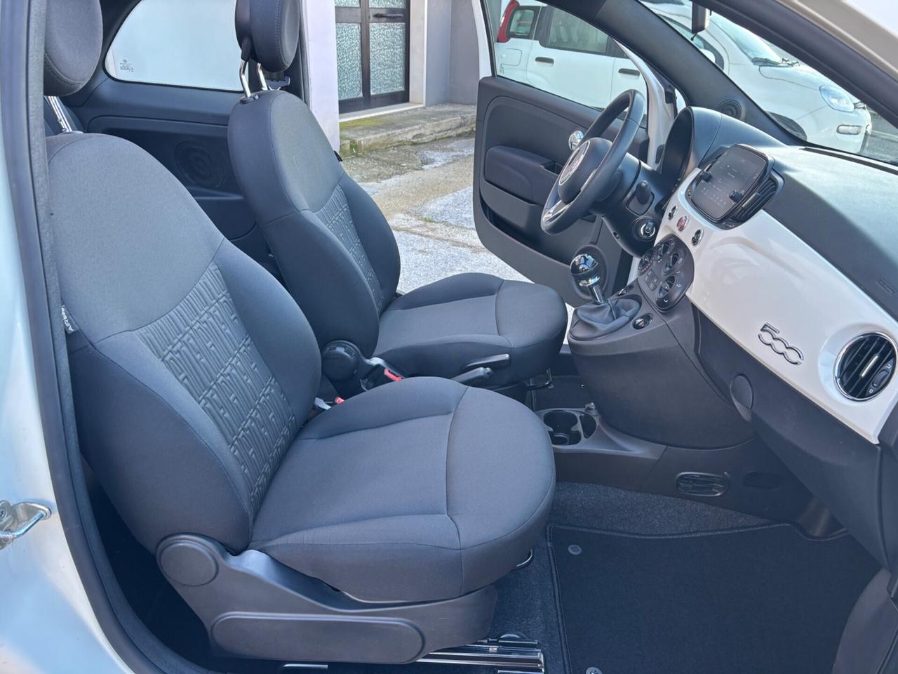 Fiat 500 C 1.0 Hybrid Dolcevita 05/2023