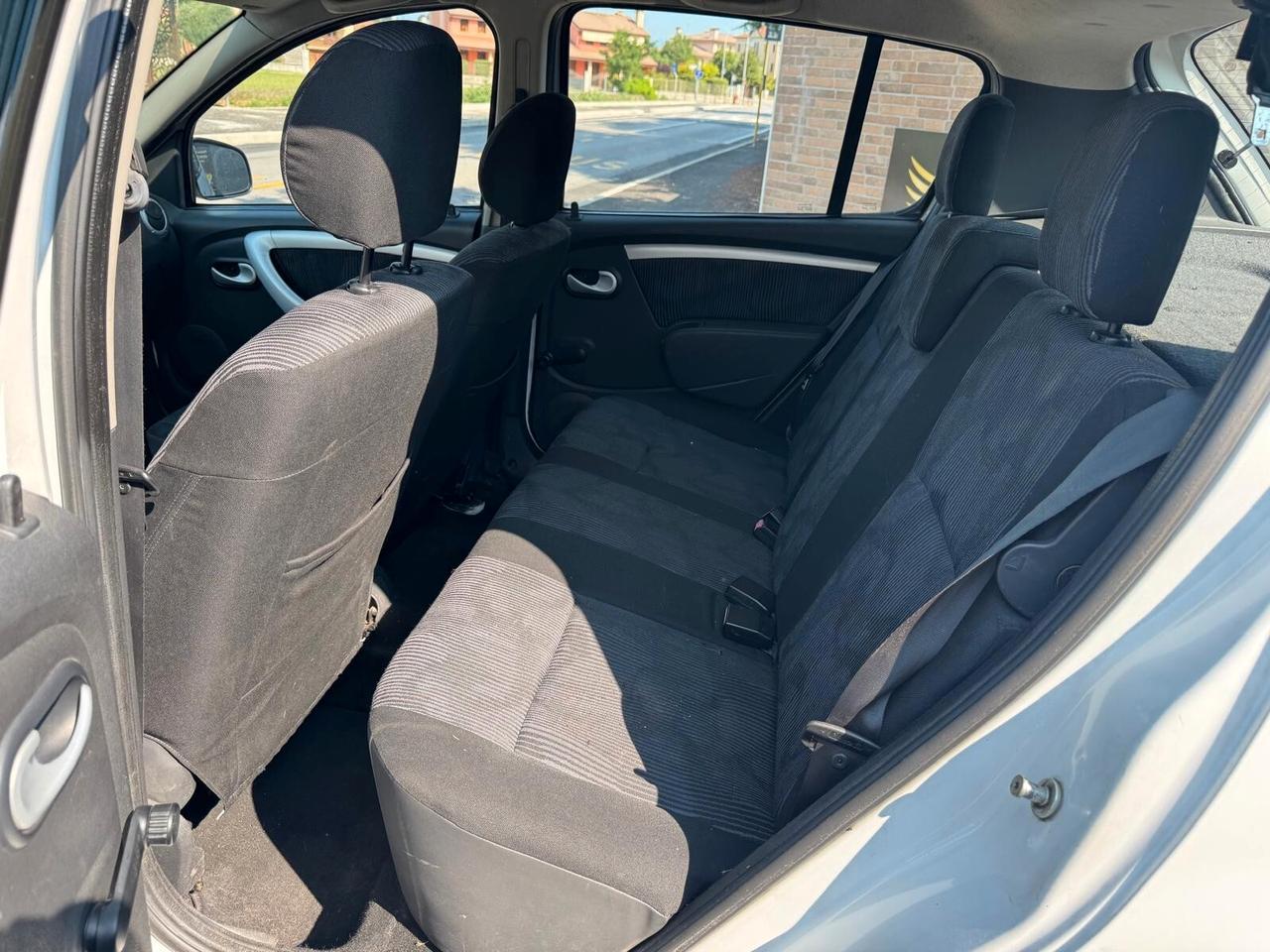 Dacia Sandero 1.4 8V GPL Lauréate