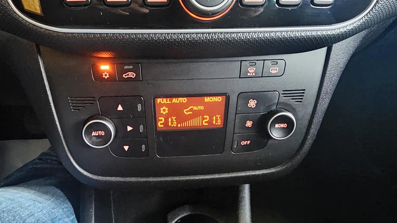 Fiat Punto 1.4 8V 5 porte Natural Power LOUNGE