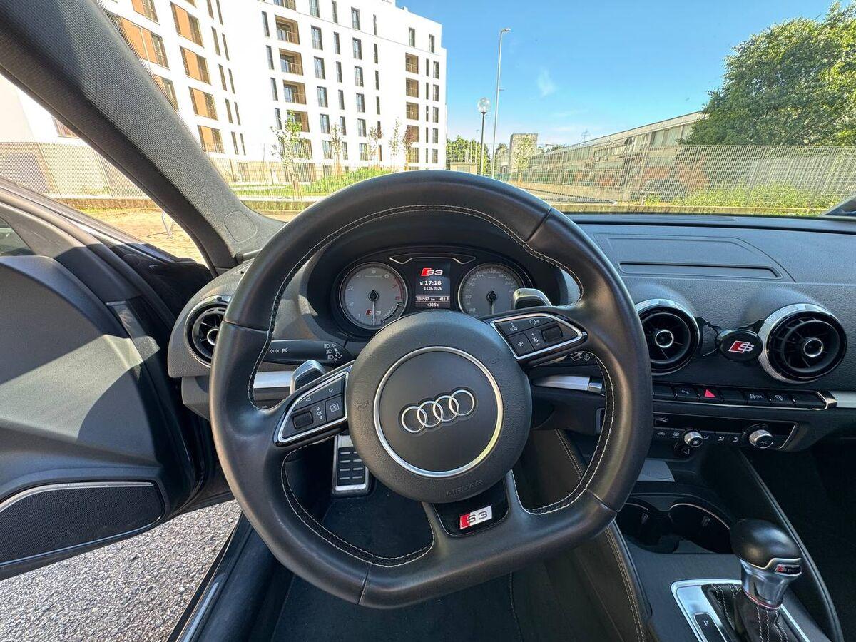 Audi S3 Sportback S3 2.0 tfsi quattro s-tronic