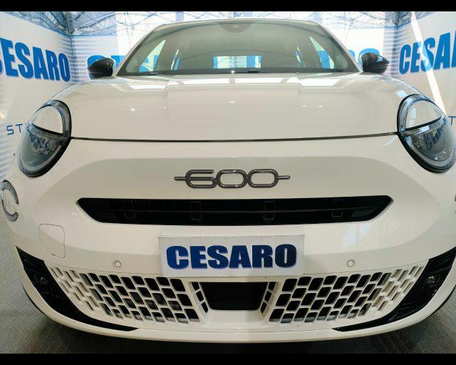 FIAT 600 1.2 hybrid 145cv auto