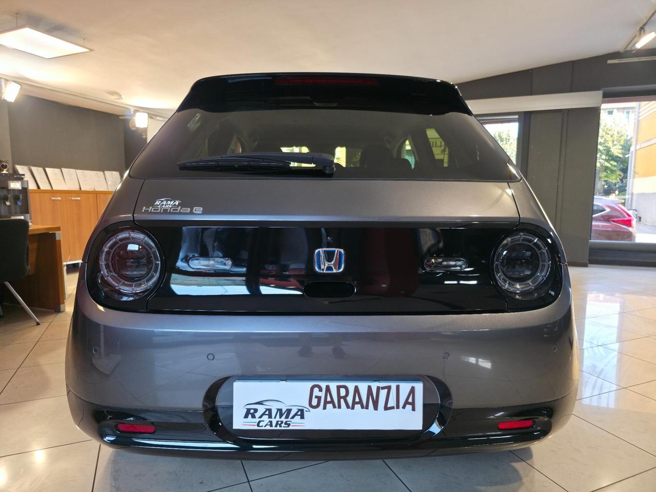 Honda e