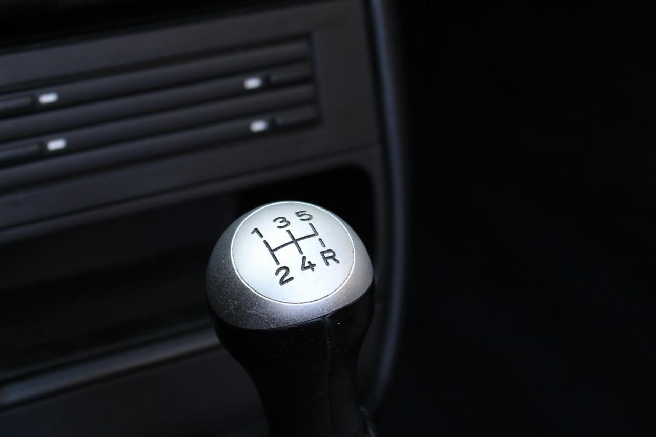 Porsche Boxster 2.7i 24V cat