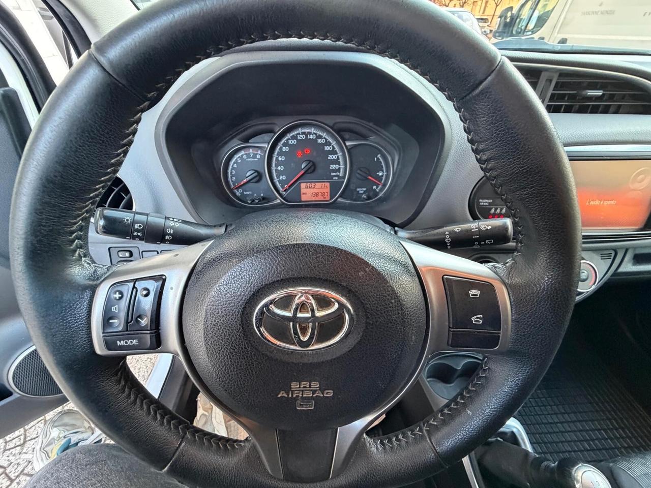 Toyota Yaris 1.0 5 porte Active