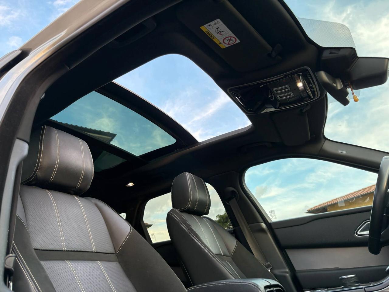 Range Rover Velar 2.0D I4 180 CV R-Dynamic HSE Tetto Aprile
