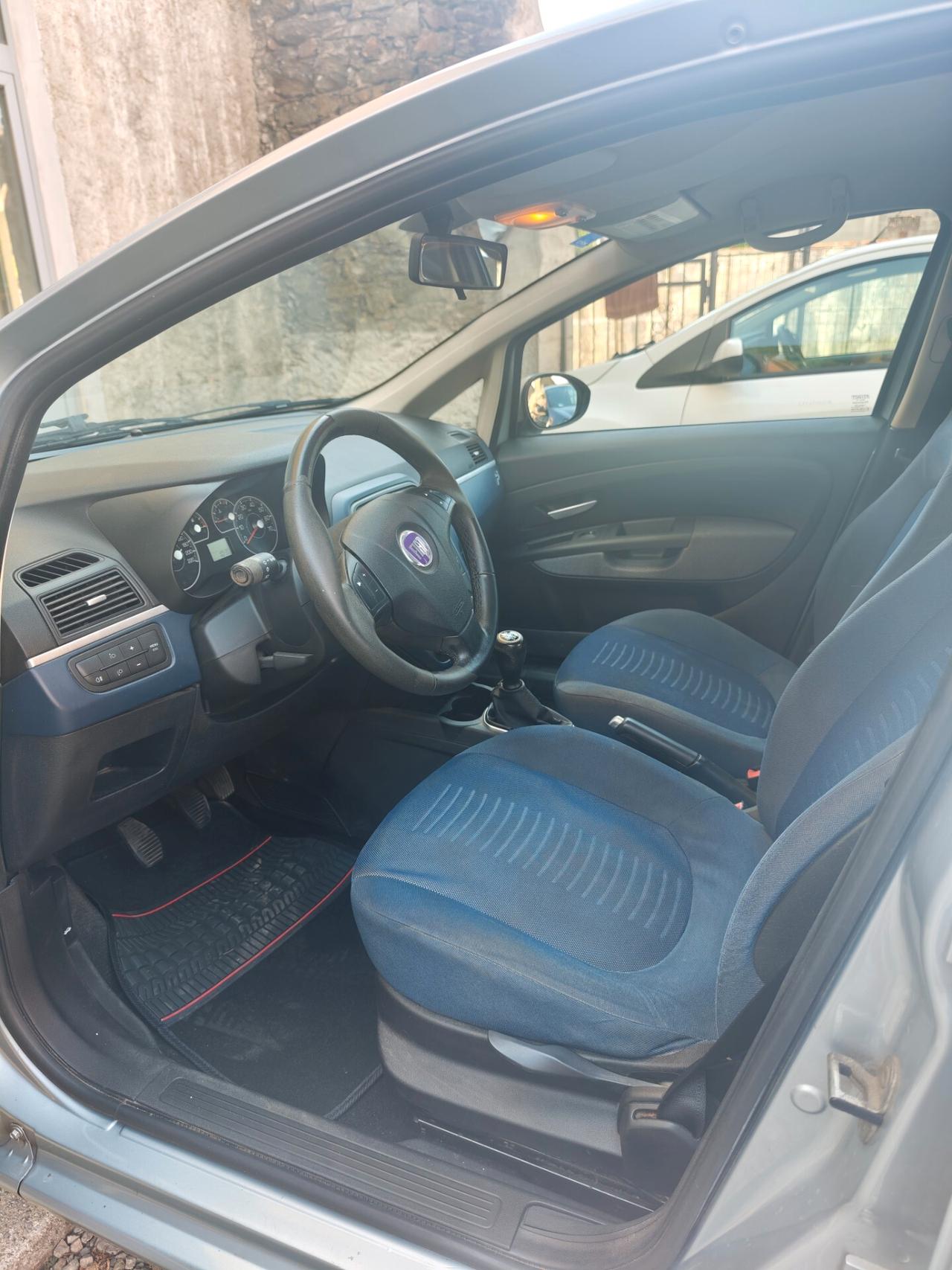 Fiat Grande Punto 1.3 MJT 75 CV 5 porte Dynamic