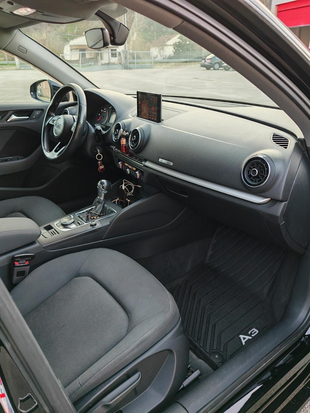 Audi A3 SPB 1.6 TDI 116 CV S tronic Sport