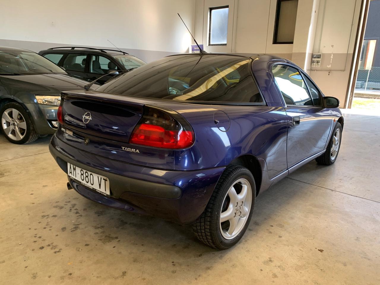 Opel Tigra 1.4i 16V cat