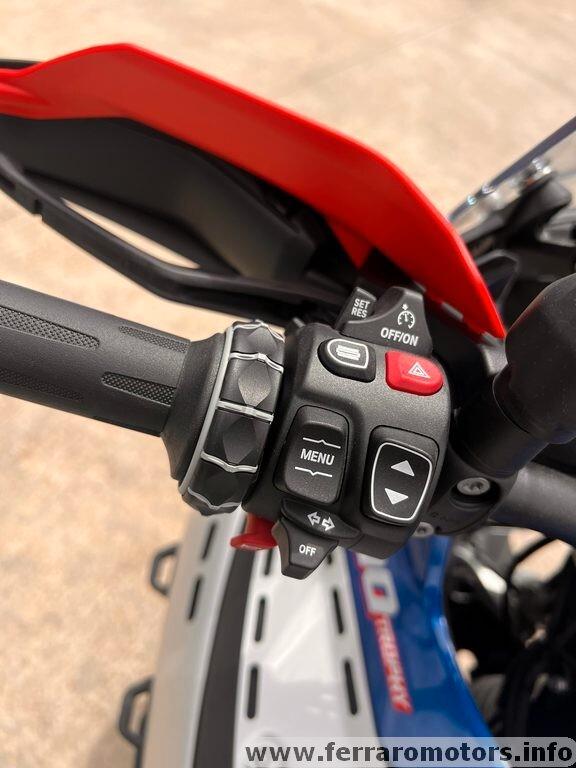 Bmw R 1300 GS adventure trophy a 250 euro al mese senza anticipo