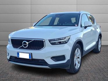 Volvo XC40 2.0 D3 Momentum AWD Geartronic
