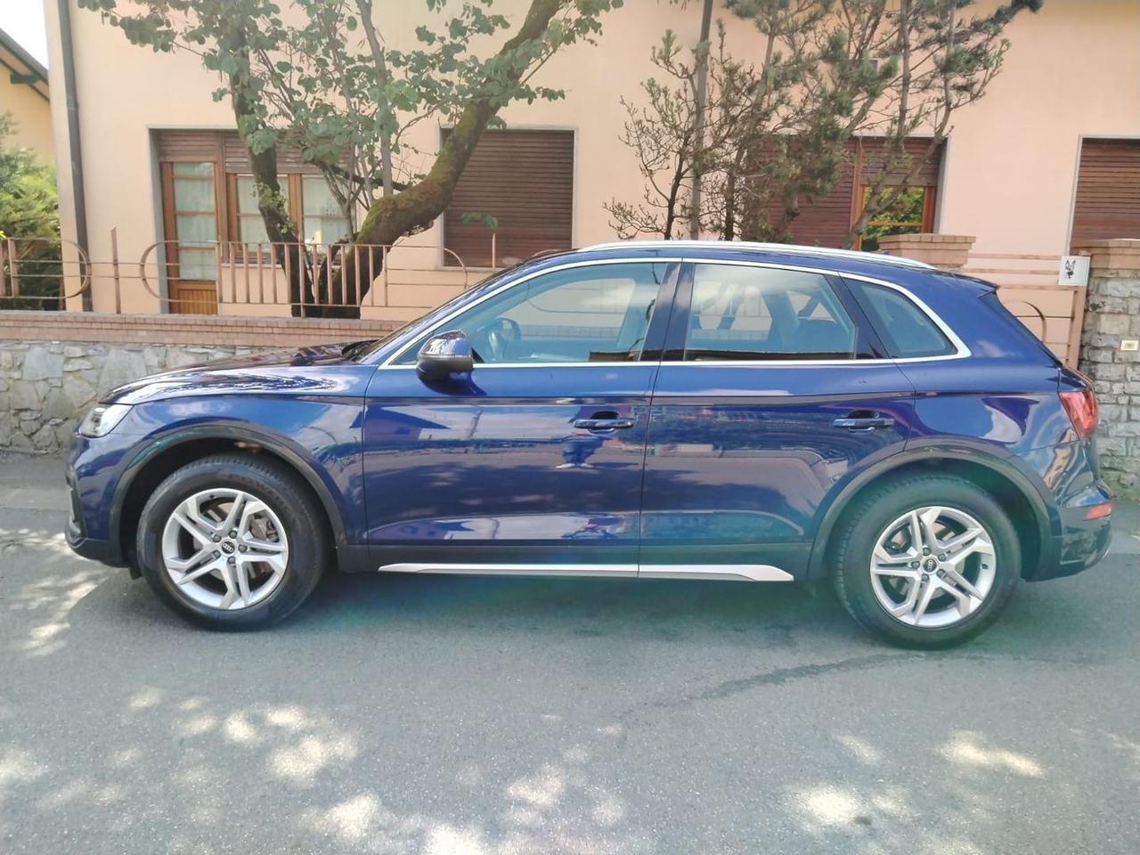 Audi Q5 Business Advanced 2.0 35 TDI MHEV #5442