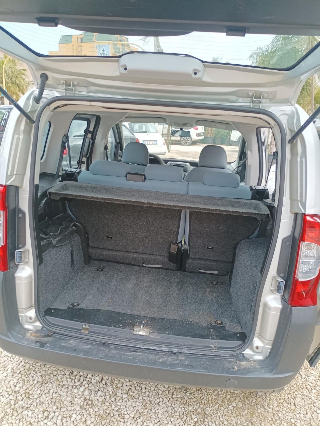 Peugeot Bipper Tepee 1.4 HDi 70CV Outdoor