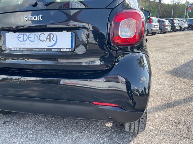 Smart fortwo coupe 1.0 Youngster 71cv twinamic