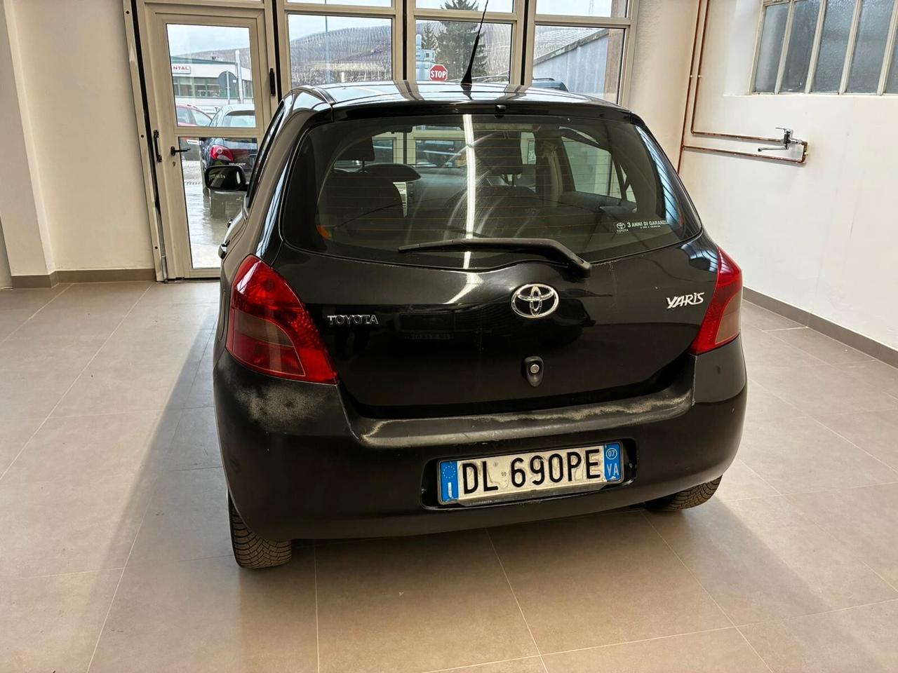 Toyota Yaris 1.3 BENZINA 5PORTE