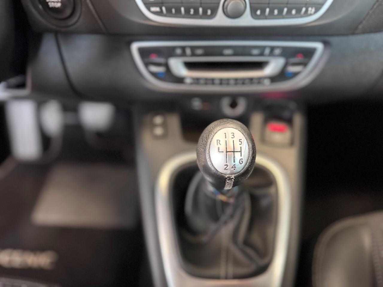 Renault Scenic Scénic X-Mod 1.6 dCi 130CV Luxe