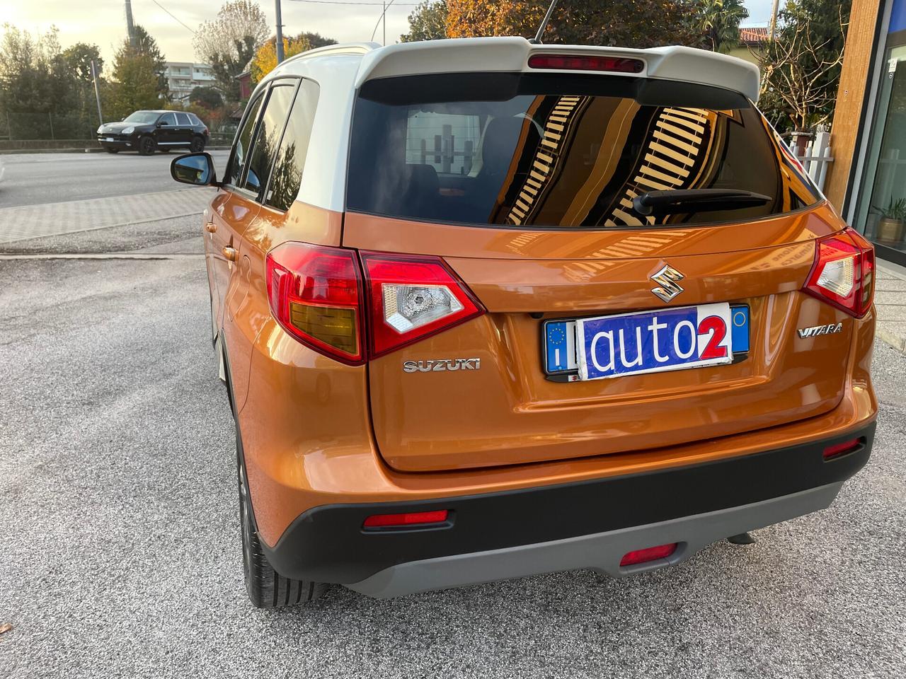 Suzuki Vitara 1.6 DDiS V-Top BI COLOR