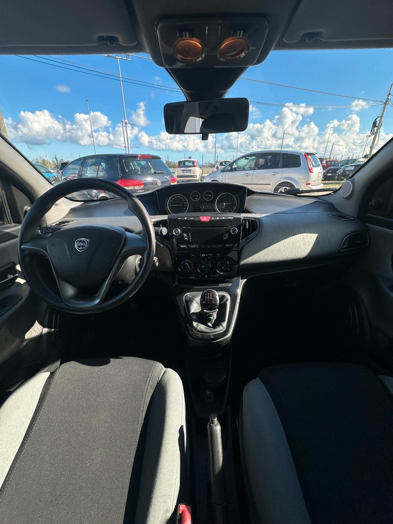 Lancia Ypsilon 1.2 69 CV GPL