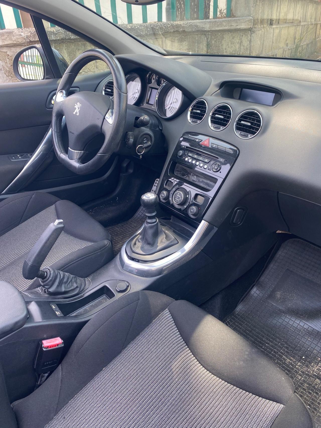 Peugeot 308cc 1.6 HDI Anno 2013 60000 Km