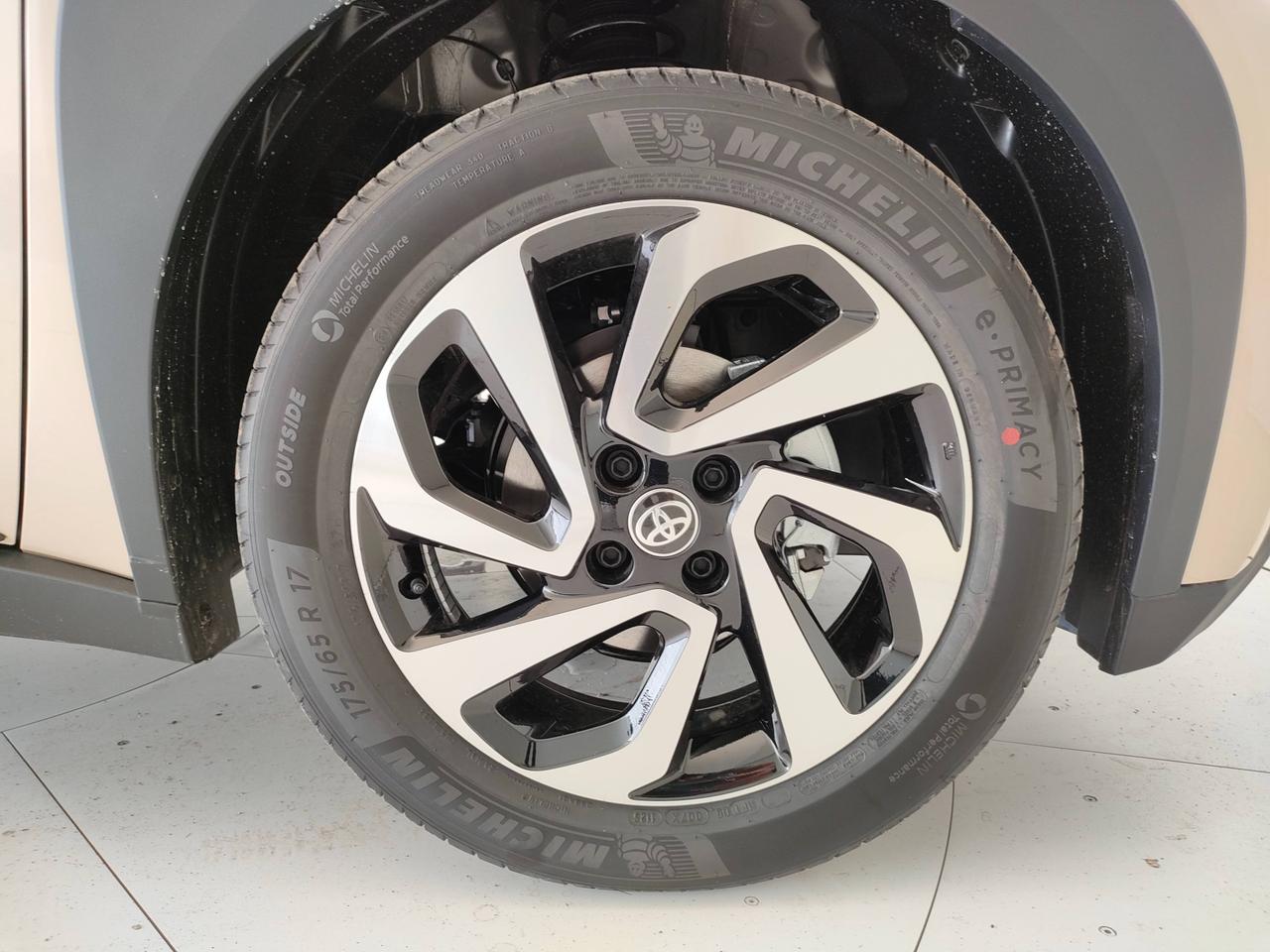 TOYOTA Aygo X 1.0B TREND MT - MY24