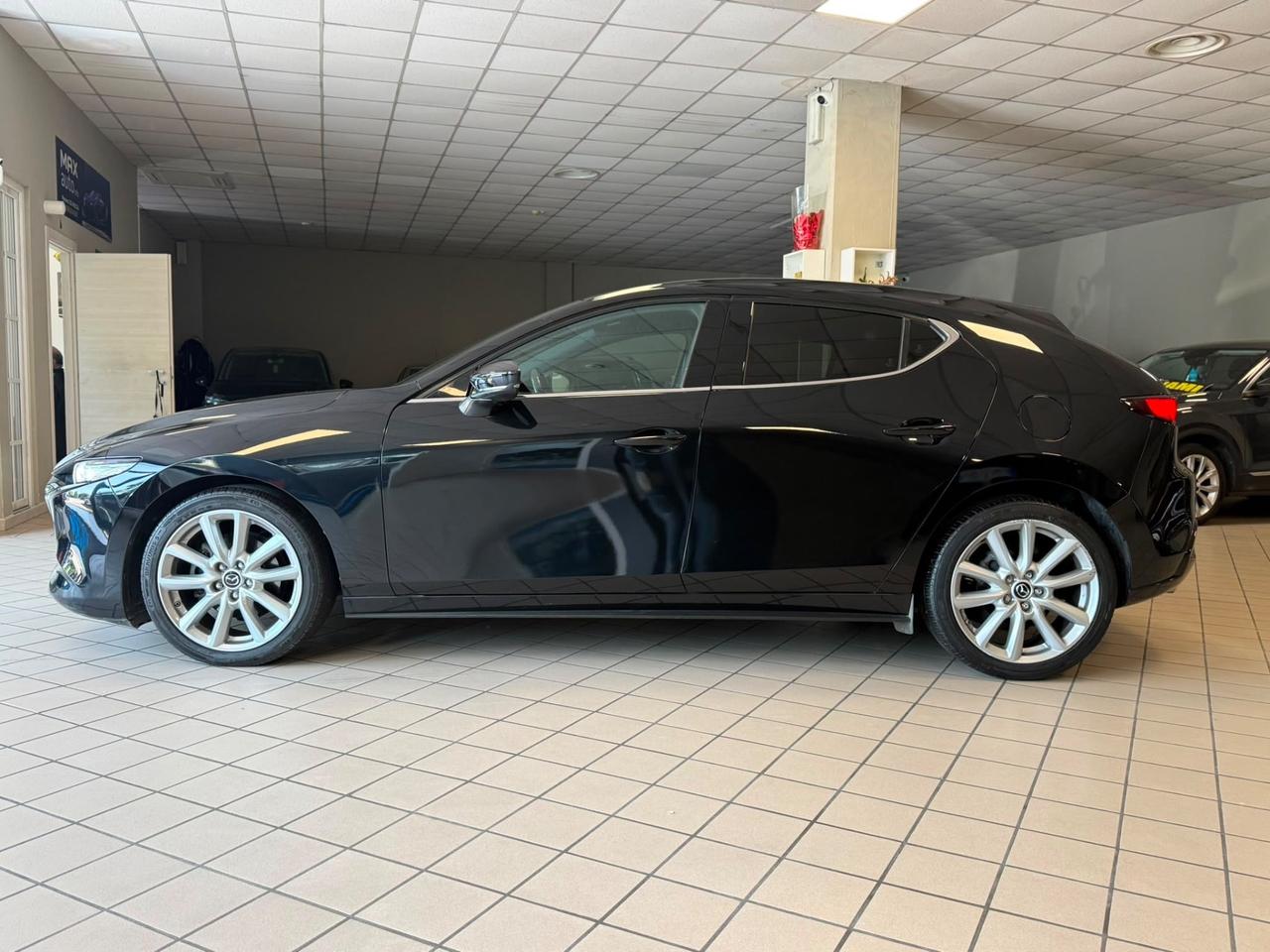 Mazda 3 Mazda3 2.0L e-Skyactiv-G M Hybrid Exclusive