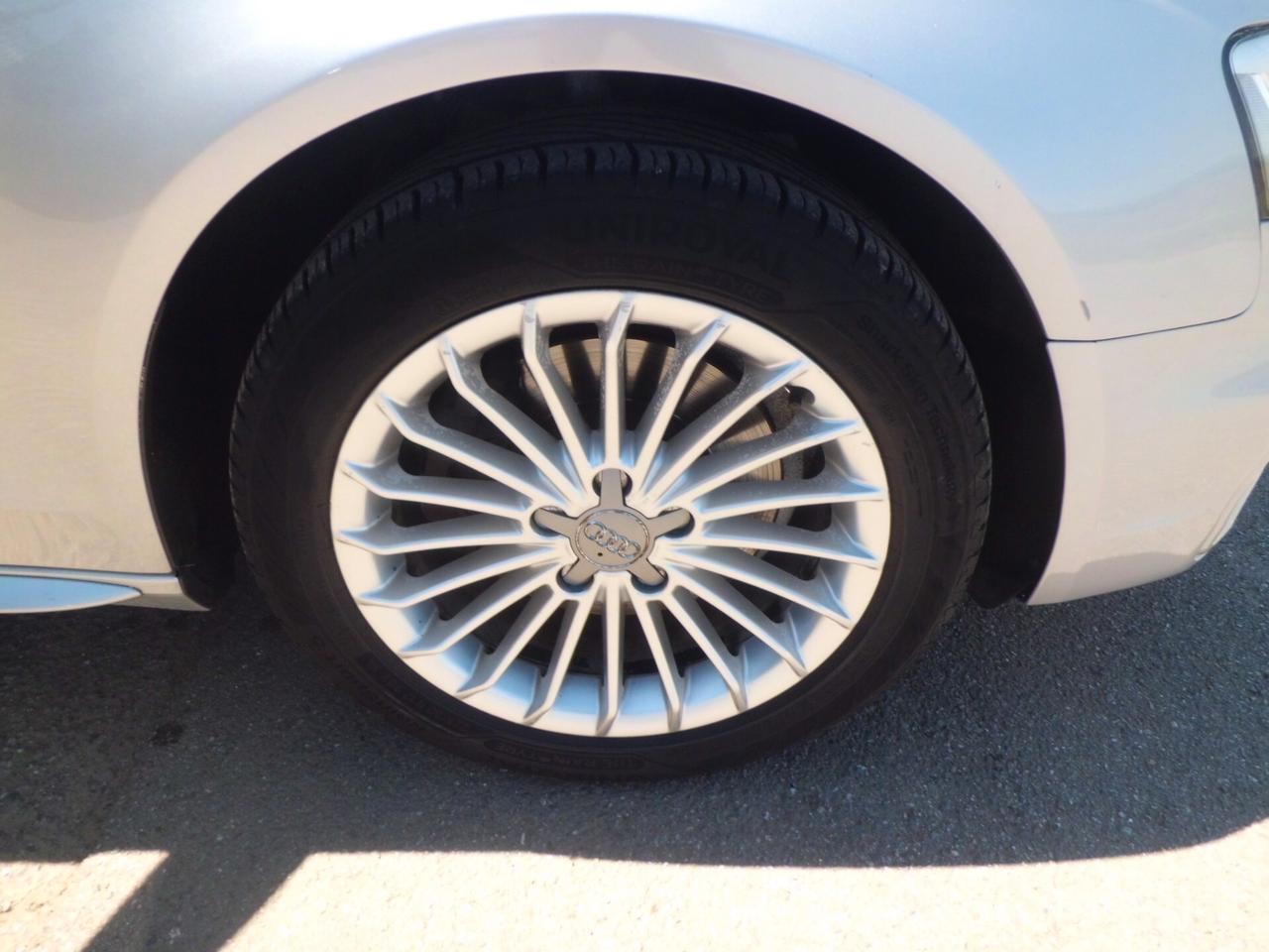 Audi A4 2.0 TDI AVANT diesel multitronic Business Plus
