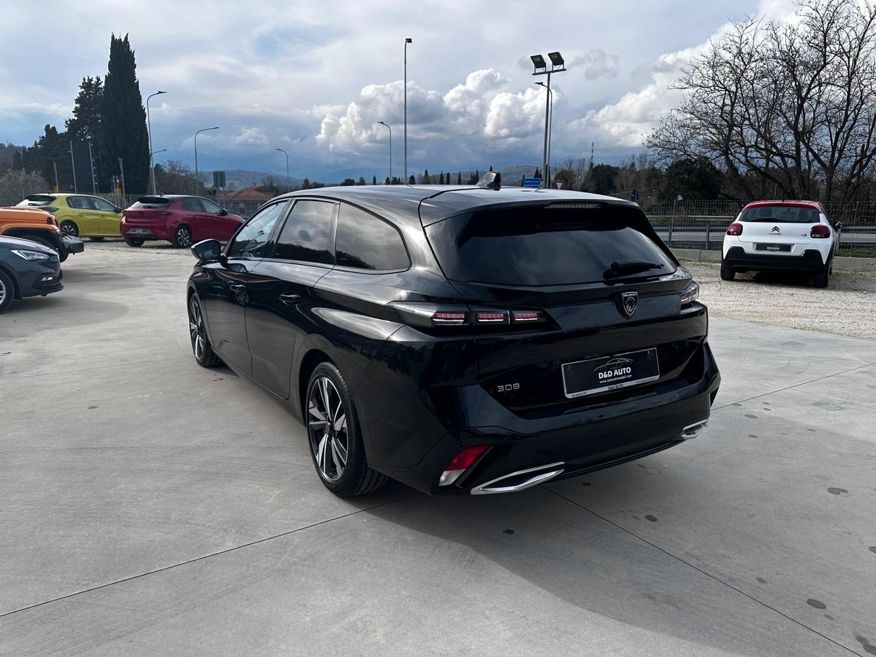 Peugeot 308 BlueHDi 130 S&S EAT8 SW Allure