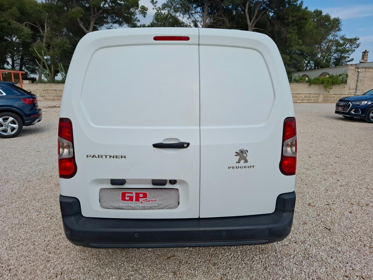 Peugeot Partner BlueHDi 100cv 3 POSTI - 1000Kg di PORTATA