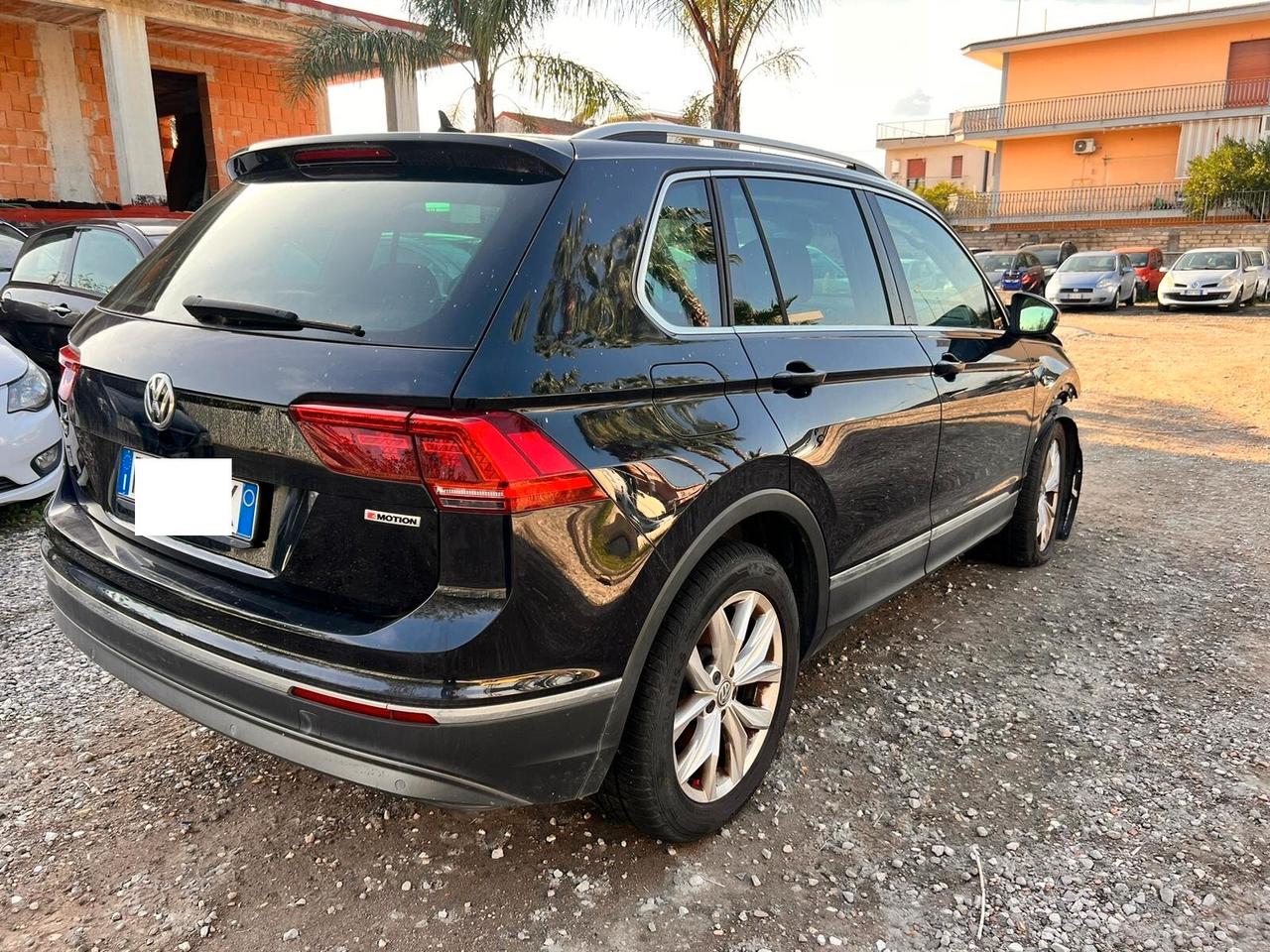 Volkswagen Tiguan 2.0 TDI SCR DSG 4MOTION Advanced BMT