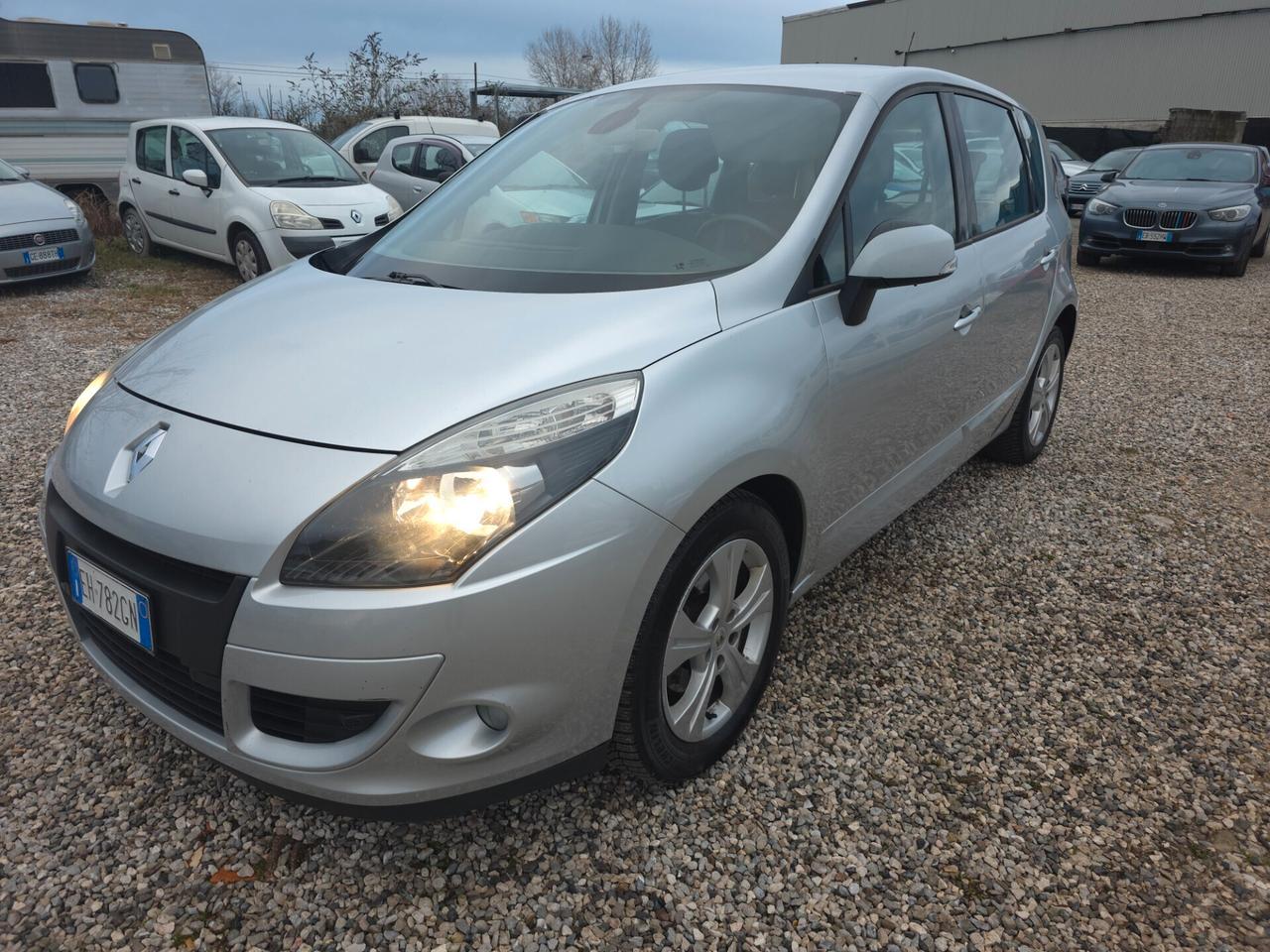 Renault Scenic Scénic X-Mod 1.5 dCi 110CV Luxe