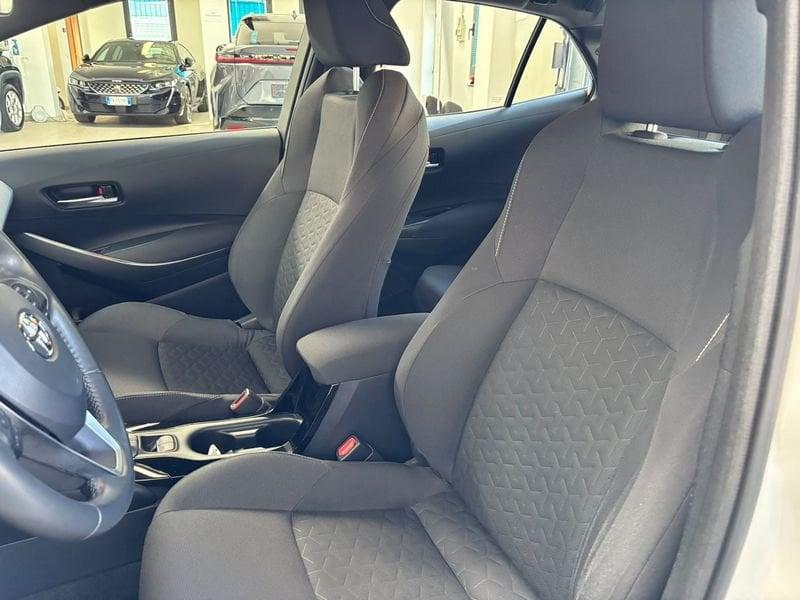 Toyota Corolla 1.8 Hybrid Active