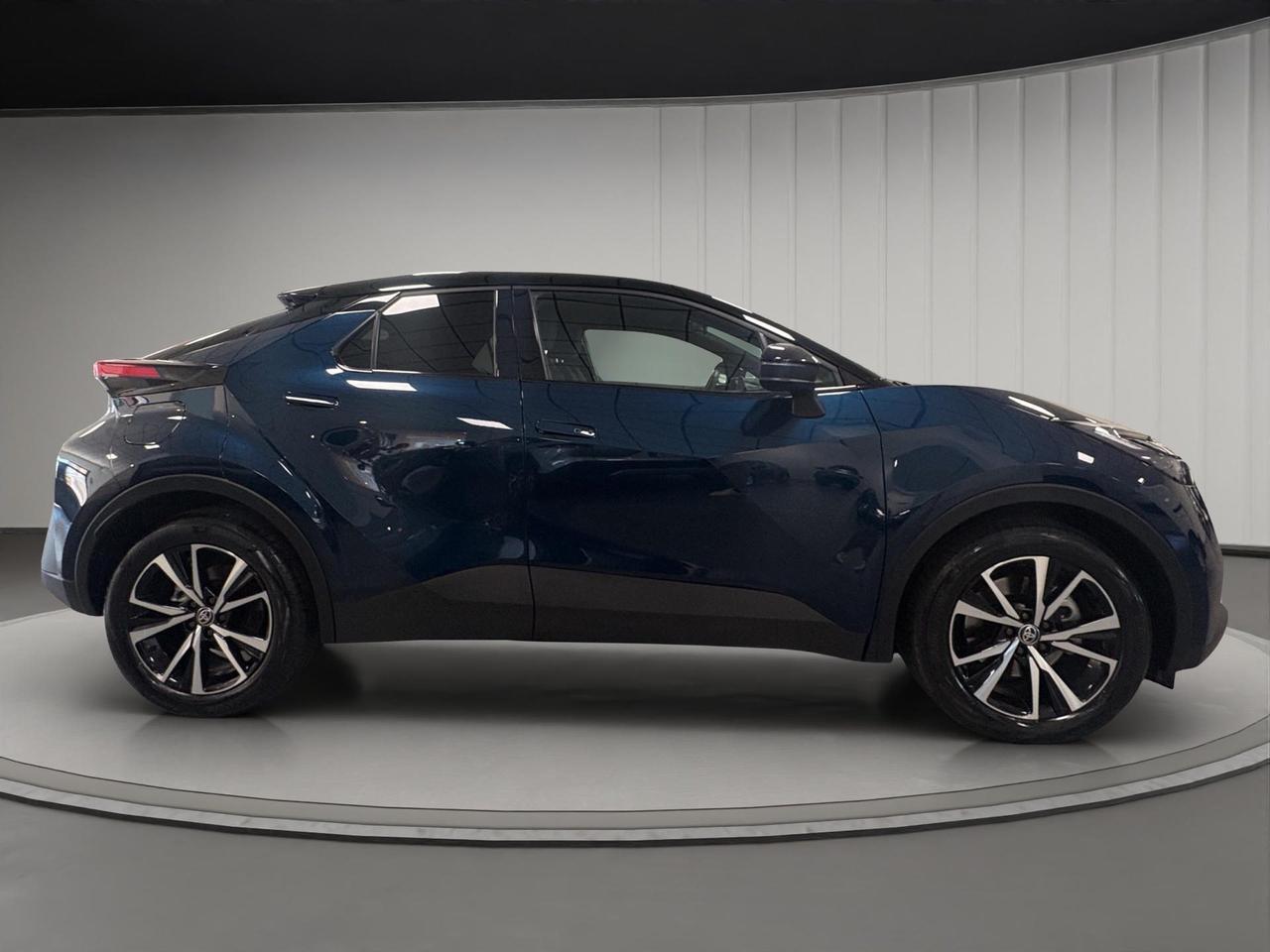 Toyota C-HR 2.0 phev Trend fwd e-cvt