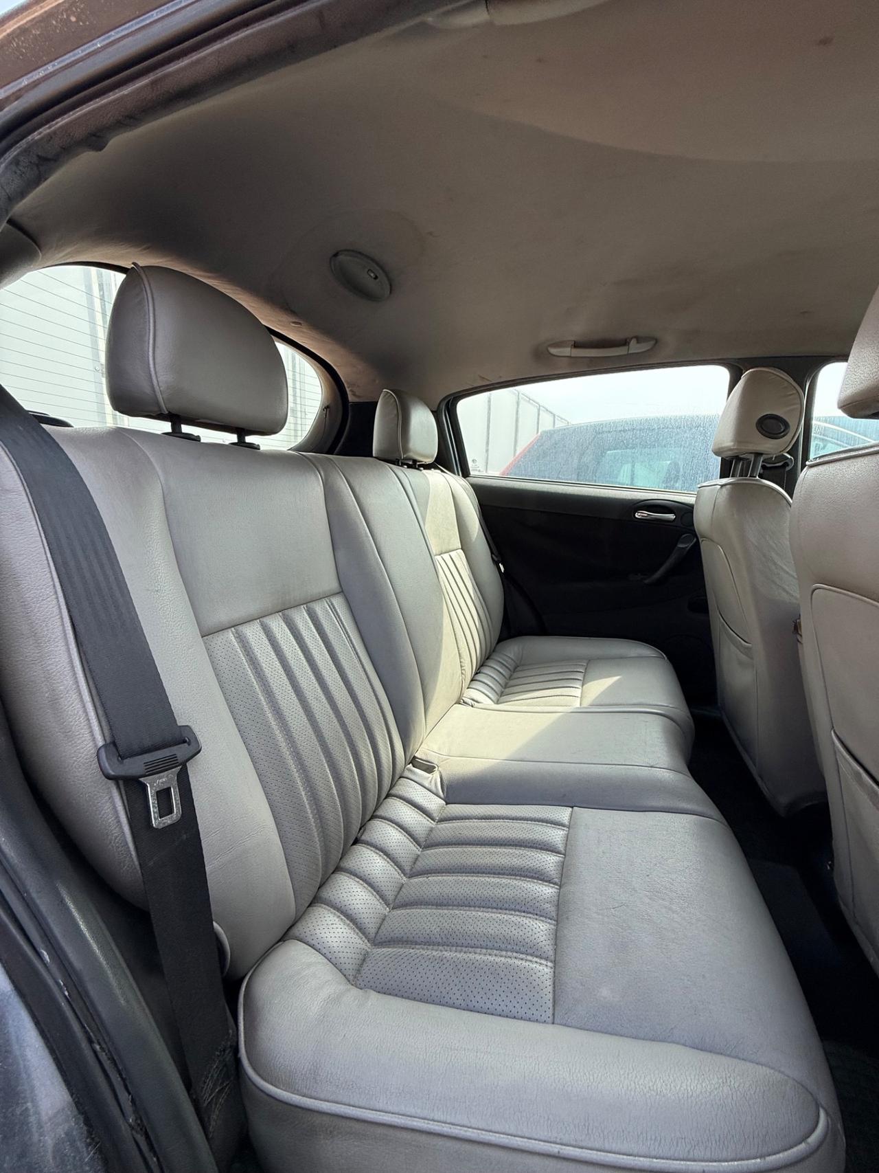 Alfa Romeo 147 1.9 JTD (115 CV)