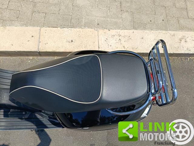 PIAGGIO Vespa GTS 300 Super ABS