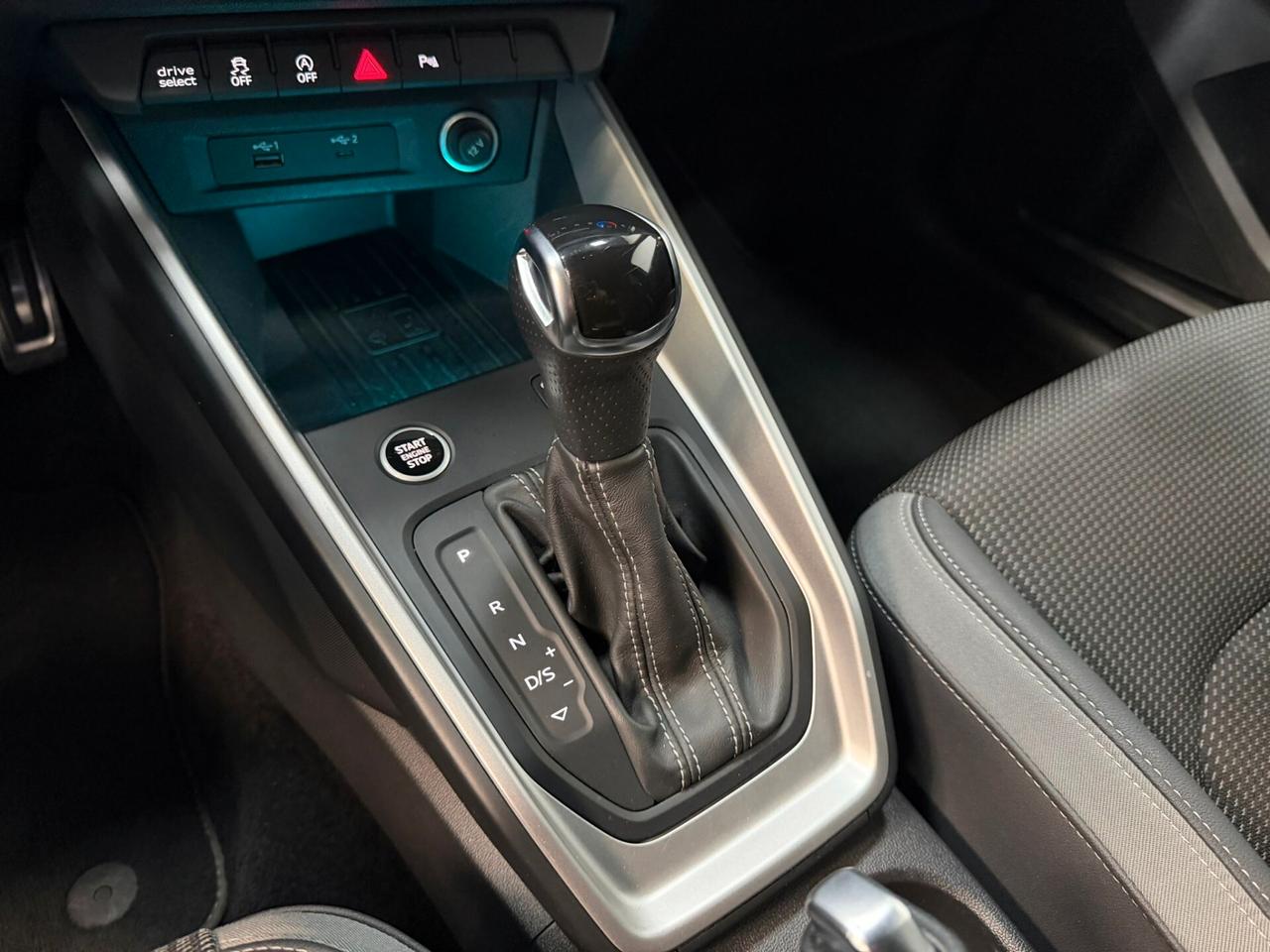 Audi A1 CITYCARVER 30 TFSI S-tronic S-line Edition One