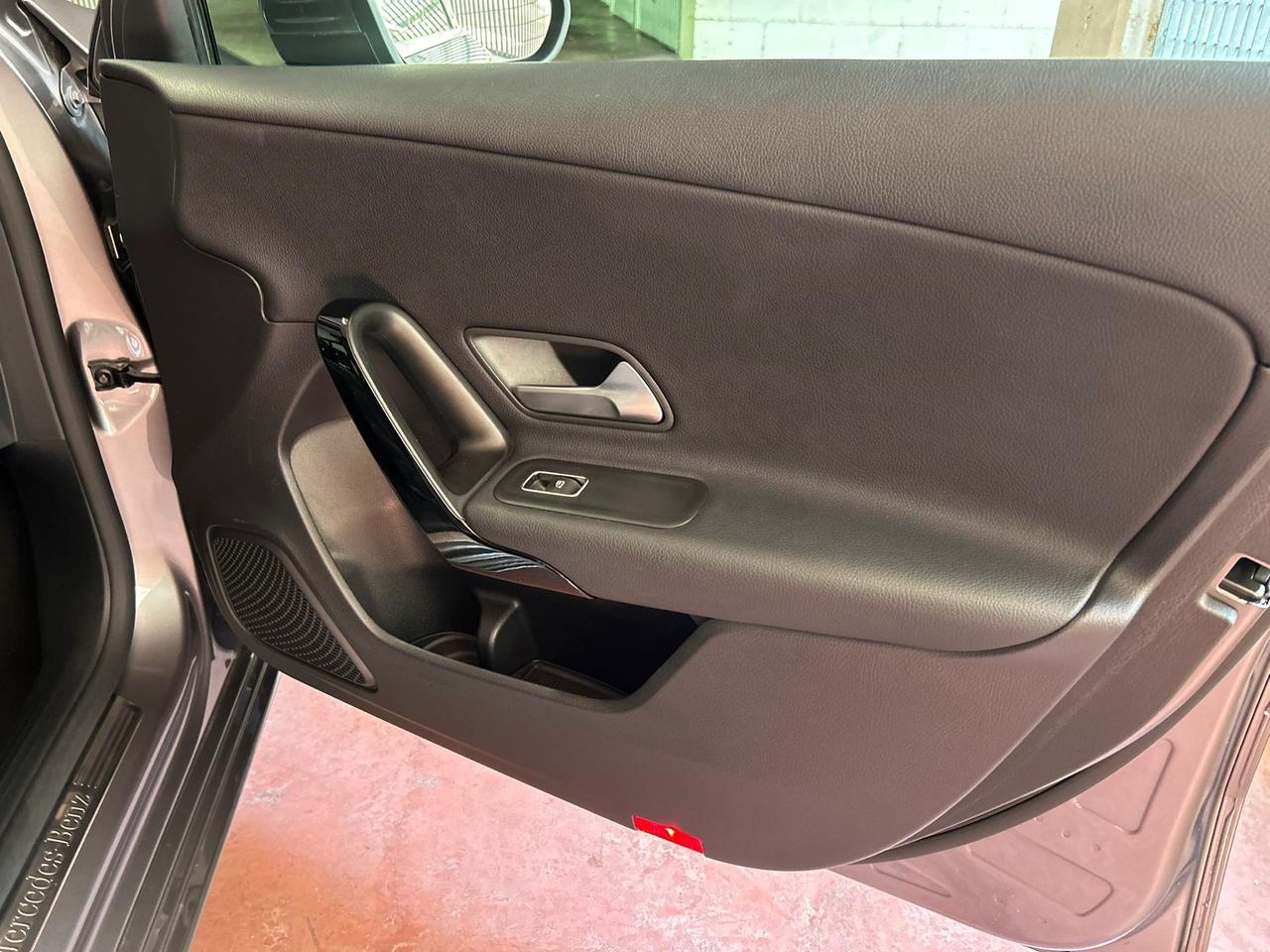 Solo da QUALITYCARS PESCARA Mercedes-benz A 180 d Automatic Executive con 25000 km NUOVAAAAAAAA