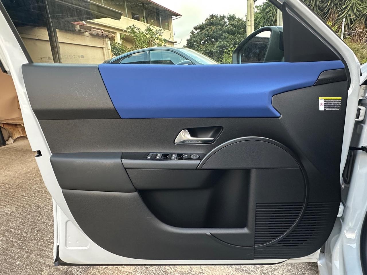 Lancia Ypsilon Hybrid e-DCT HF Line
