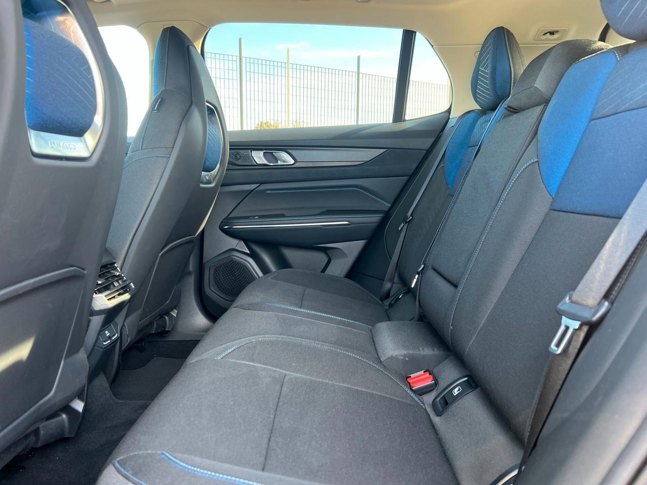 Lynk & Co 01 1.5 TD PHEV PREZZO REALE