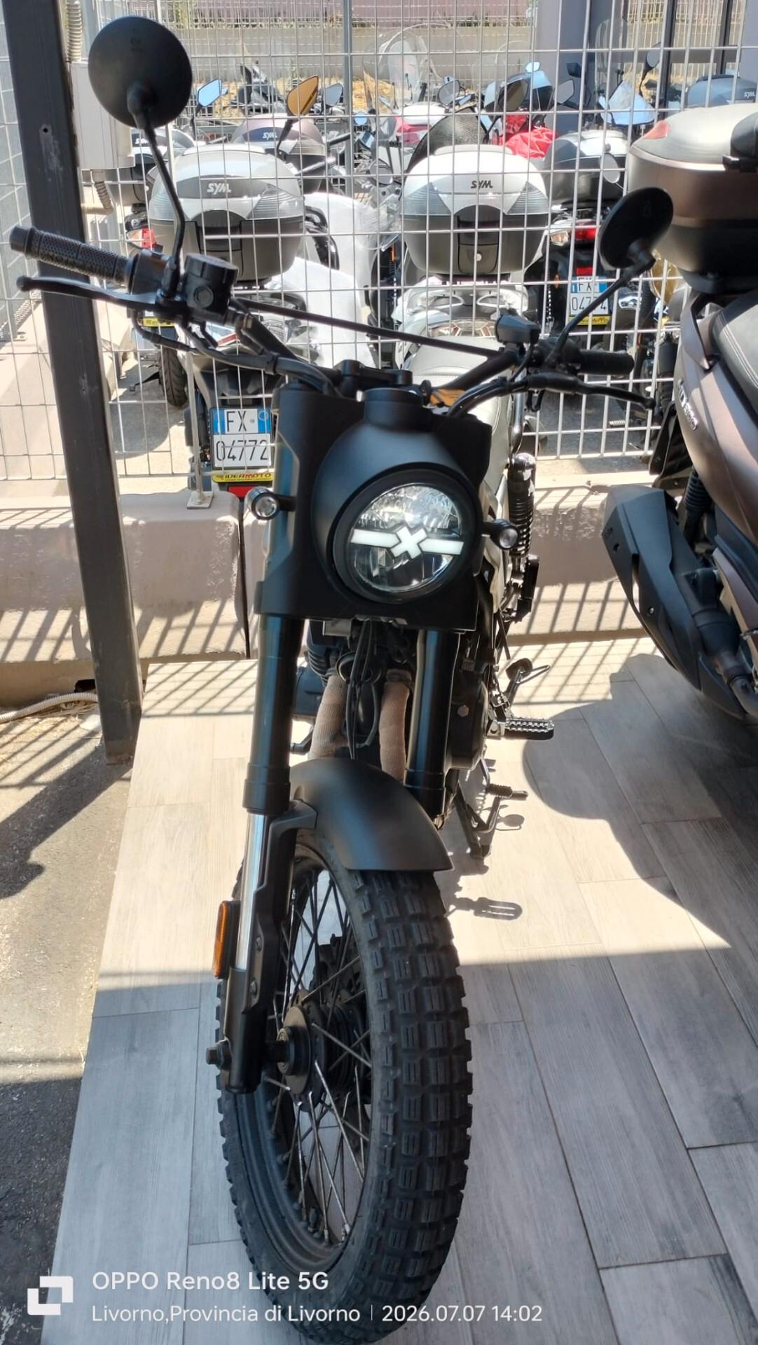 Brixton Glanville 250 abs