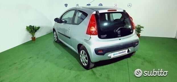 Peugeot 107 1.0 68 CV Desir anno 2009