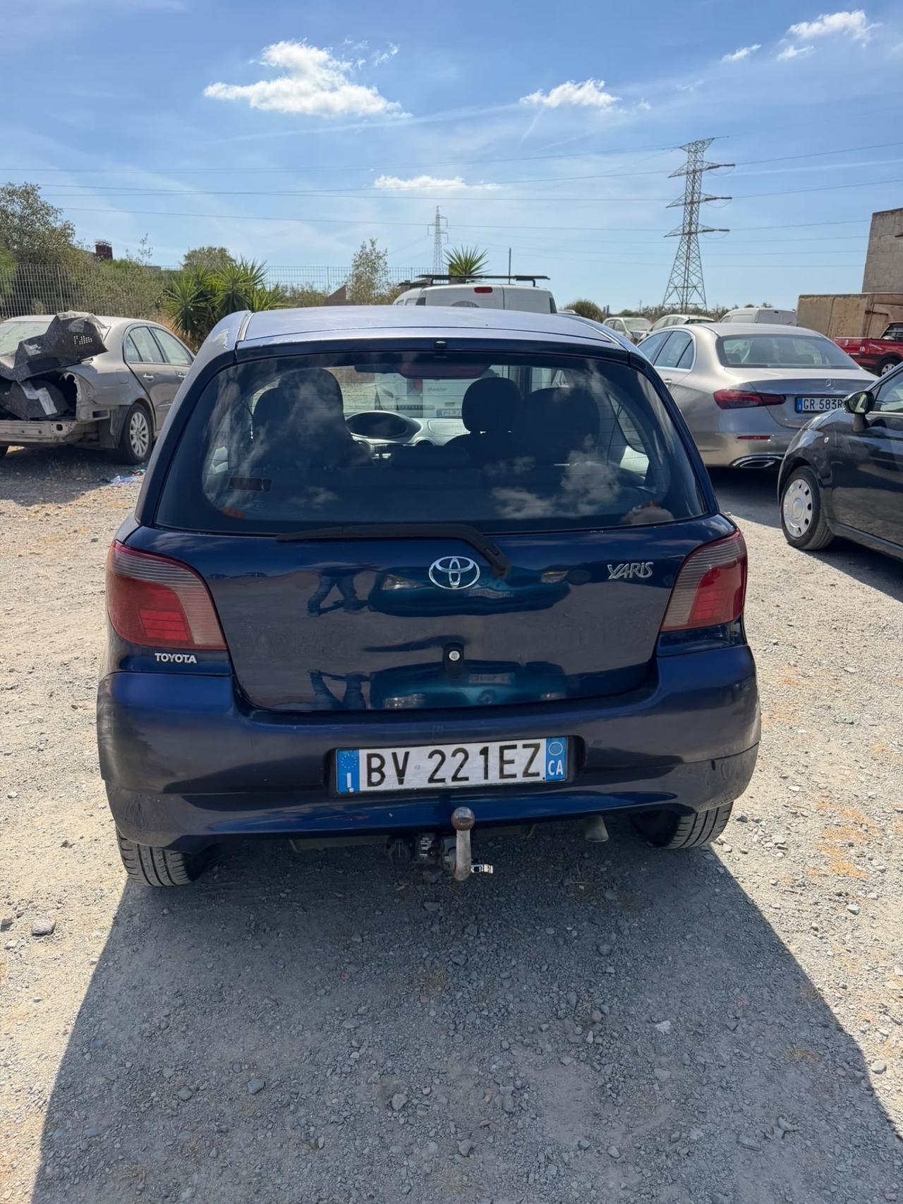 Toyota Yaris 1.3 Benzina-Gancio Traino-Neopatentati