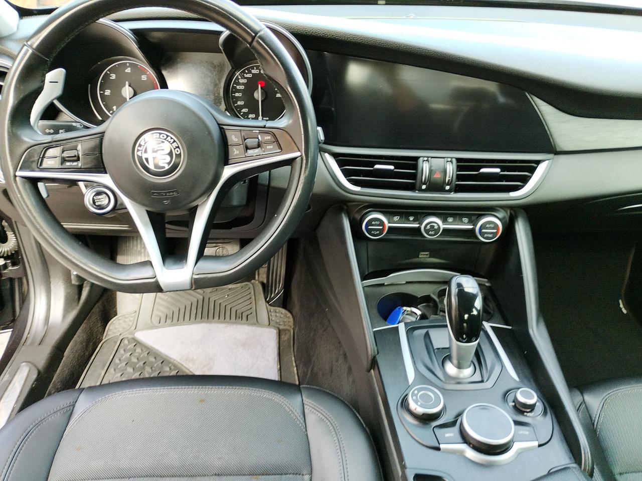 Alfa Romeo Giulia Berlina Giulia 2.2 t eco Business 180cv auto