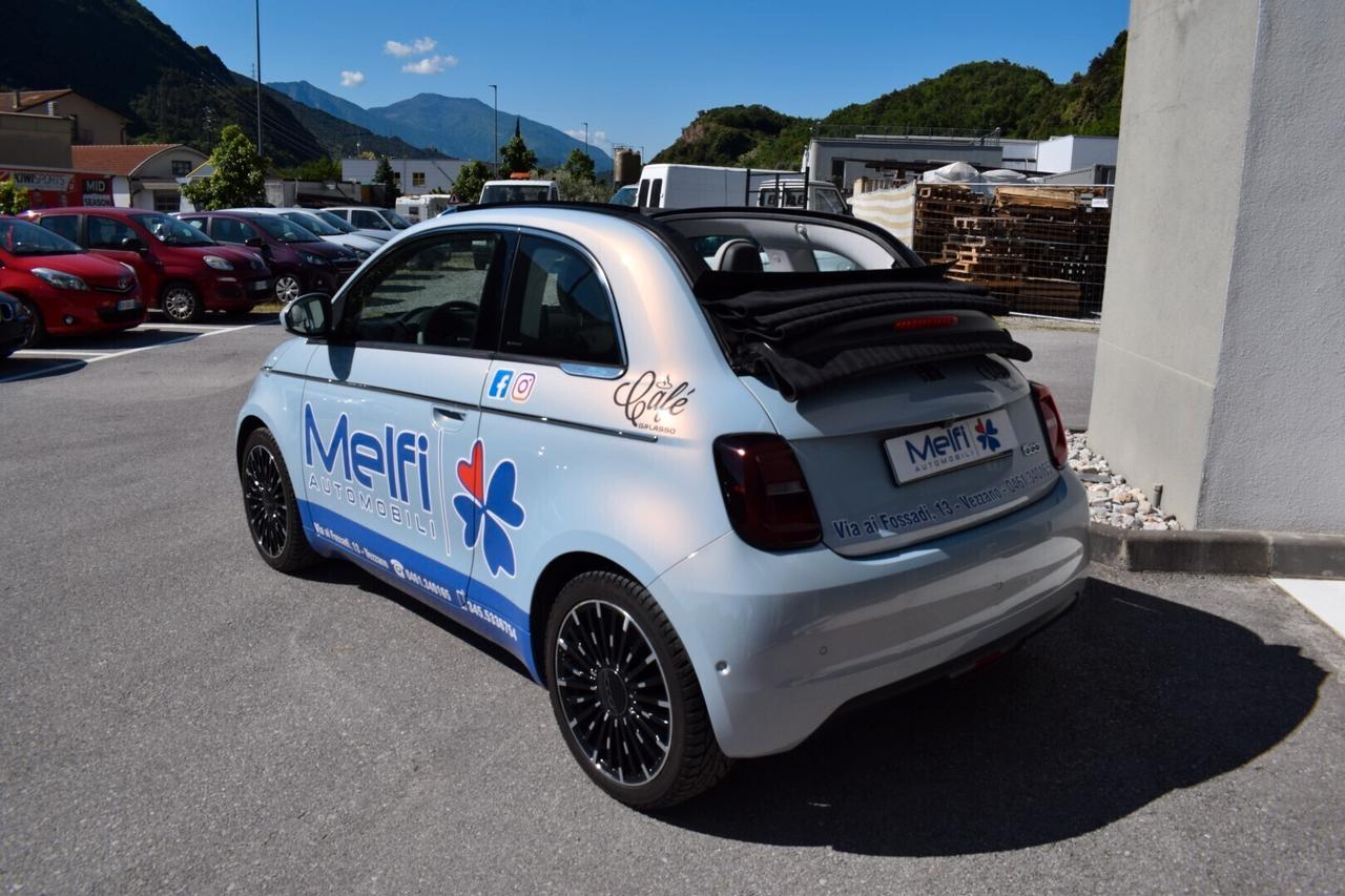 Fiat 500 Fiat 500e Cabrio La Prima