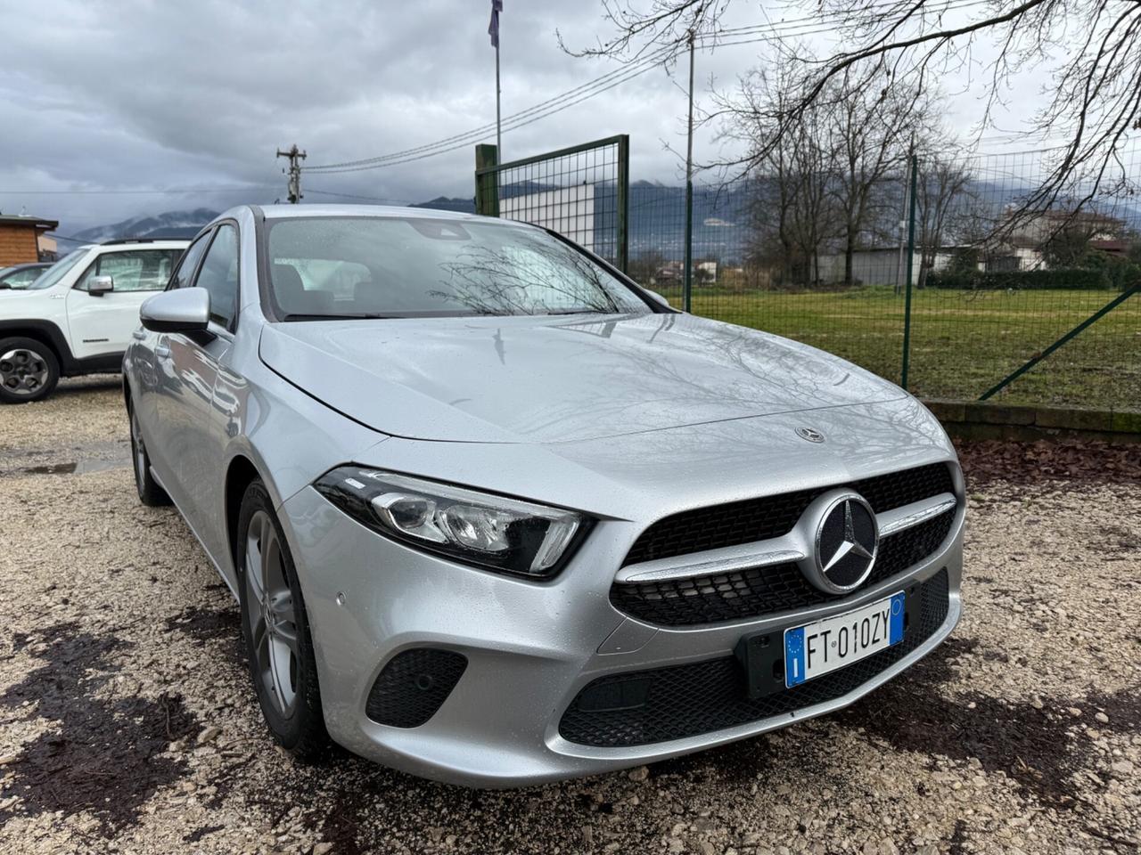Mercedes-benz A 180 d Automatic Executive km cert.