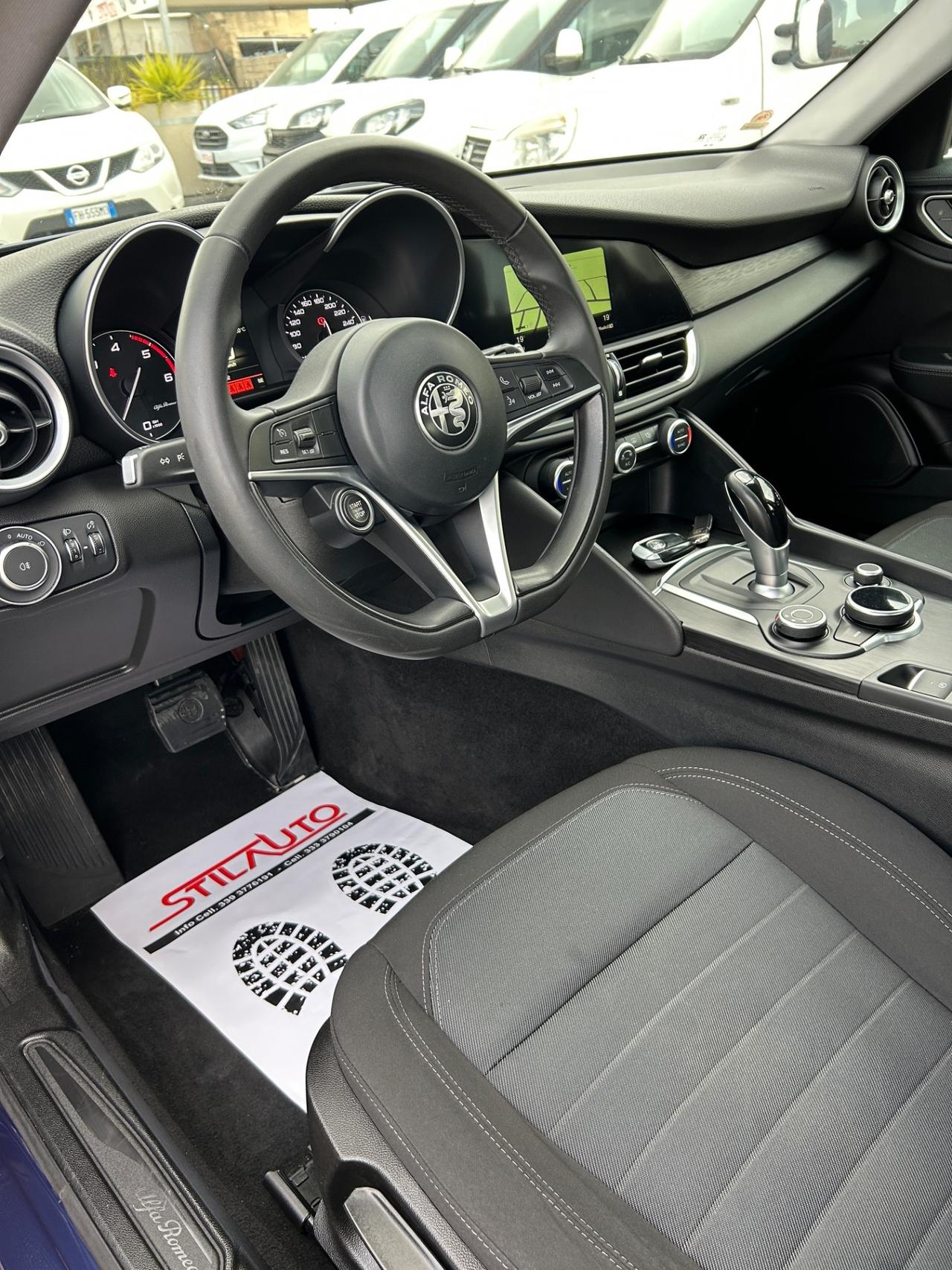 Alfa Romeo Giulia 2.2 Turbodiesel 136 CV AT8 Business