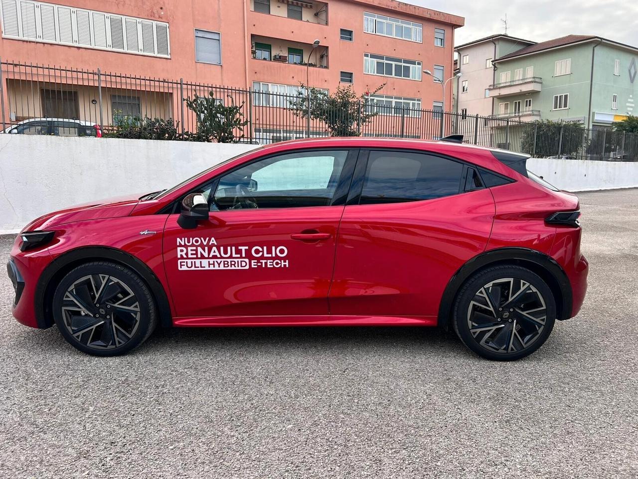 Renault Nuova Clio Full Hybrid E-Tech 160 CV 5 porte Esprit Alpine