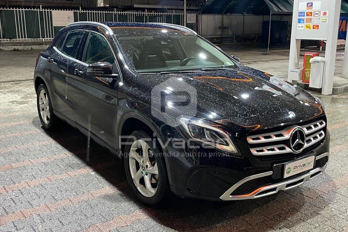 MERCEDES GLA 180 d Sport
